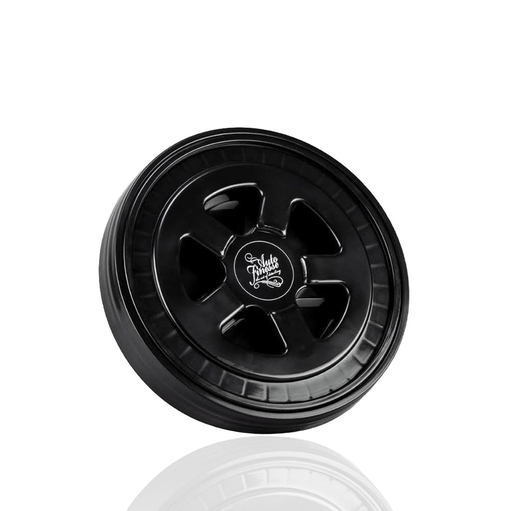 DETAILING BUCKET & GRIT GAURD