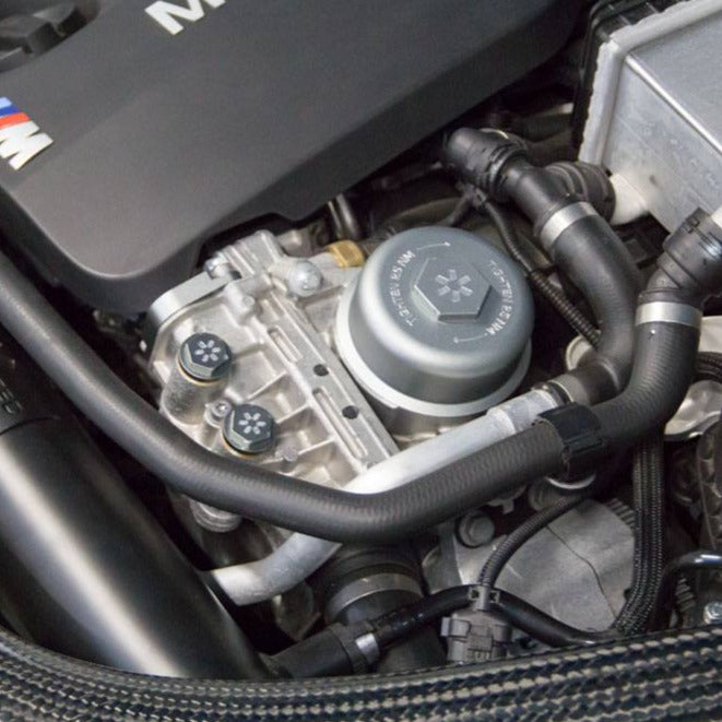 OIL THERMOSTAT VISUAL AESTHETICS KIT | BMW N54/N55/S55 RADIATOR | BMW M2 COMP, M3 & M4
