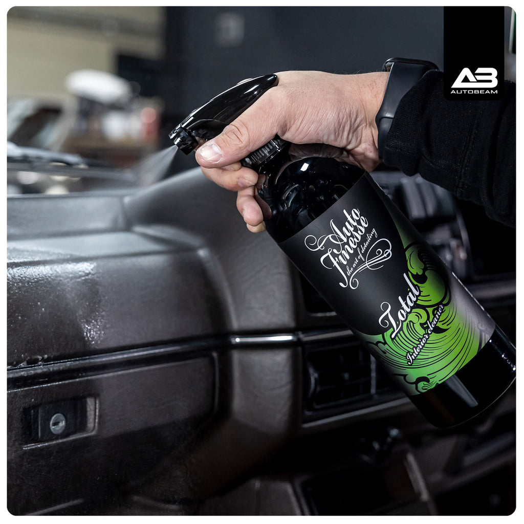 INTERIOR CAR CLEANING KIT