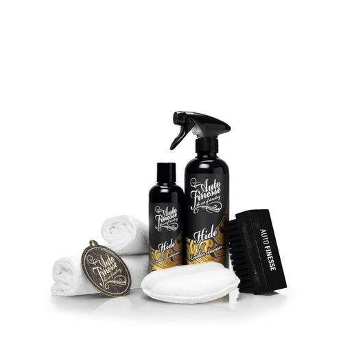 LEATHER CLEANING KIT